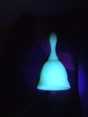 Fenton Bell Custard Bell Urianum. Vintage Cottage Core.
